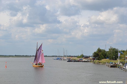 梦见朋友开车滚下悬崖,解梦梦见朋友开车滚下悬崖 梦见朋友开车滚下悬崖,解梦梦见朋友开车滚下悬崖