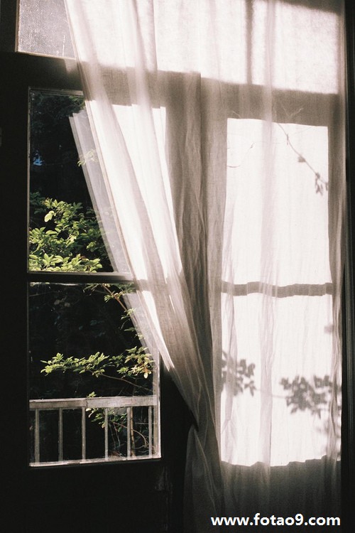 周公解梦原版视角下的梦见别人买家具寓意探析