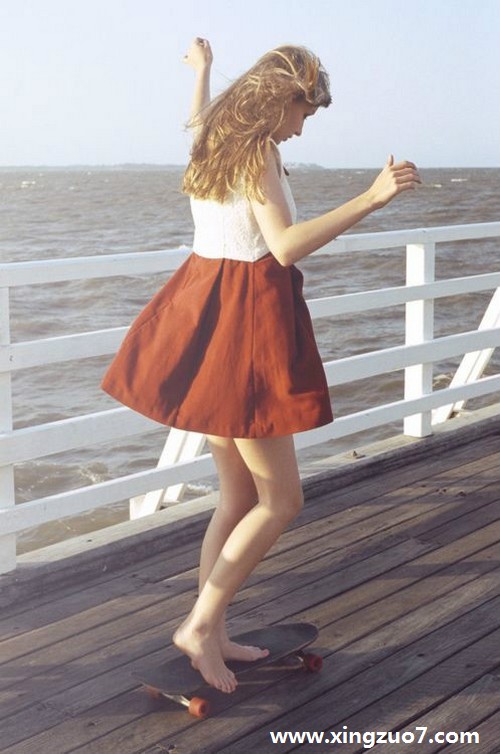 克里斯汀2015年6月星座运势1 克里斯汀2015年6月星座运势1