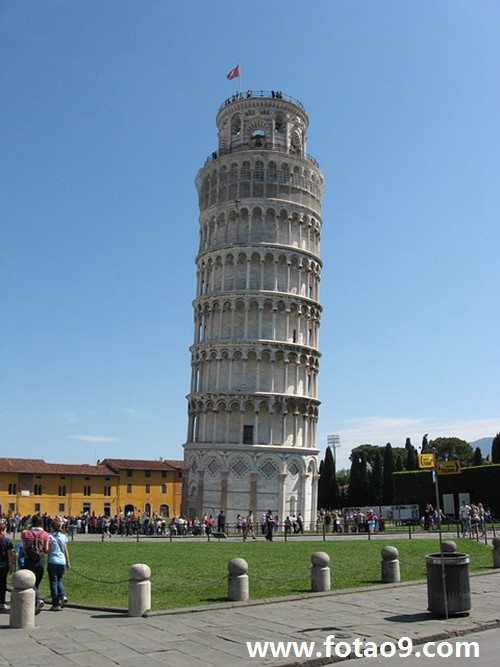 梦见有人强行坐我车我把他赶走是什么意思