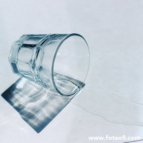 梦见冰箱里有水晶鞋,解梦梦见冰箱里有水晶鞋 梦见冰箱里有水晶鞋,解梦梦见冰箱里有水晶鞋