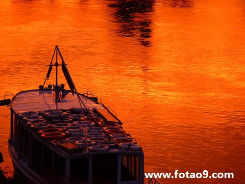梦见把单位电脑修坏,解梦梦见把单位电脑修坏 梦见把单位电脑修坏,解梦梦见把单位电脑修坏